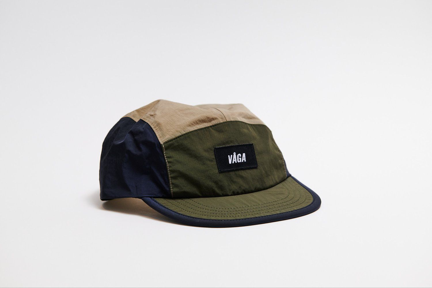VÅGA GORRA DEPORTIVA PACER NAVY BLUE / UTLITY GREEN / TAUPE - Imagen 2