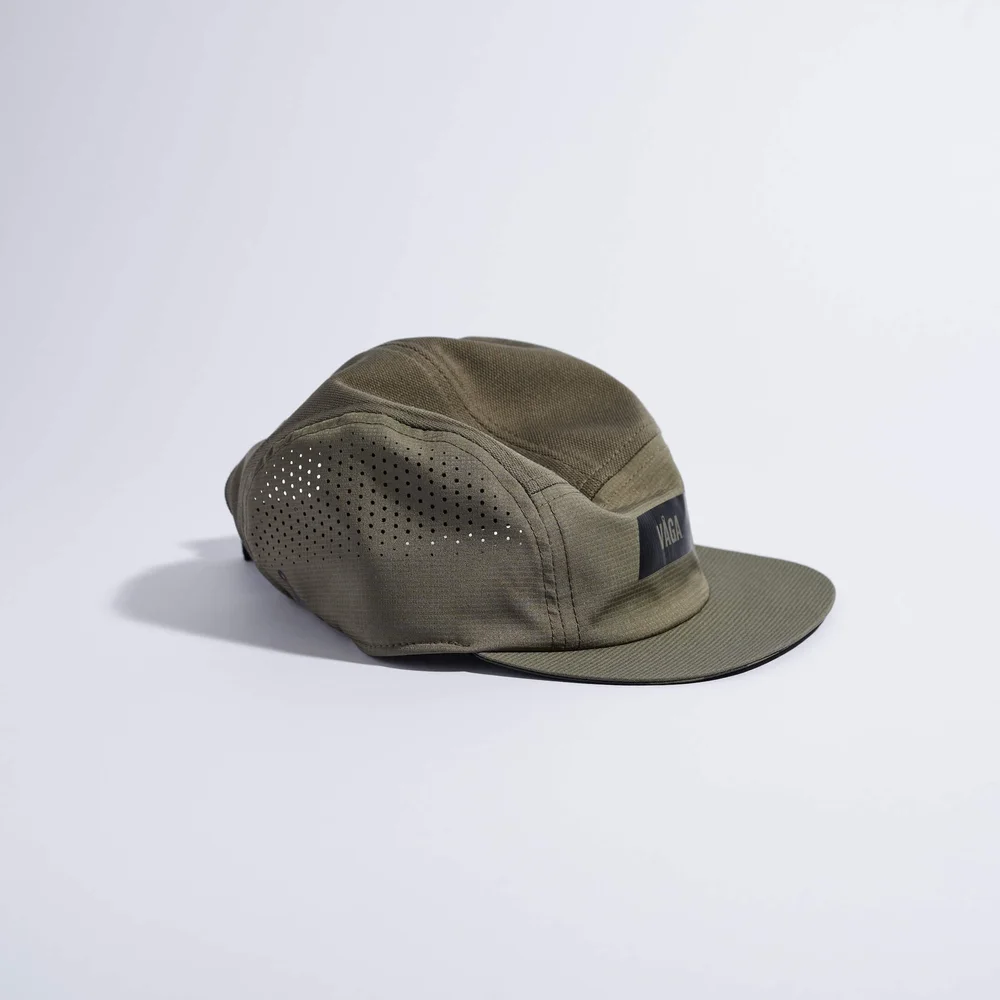 VÅGA GORRA DEPORTIVA FEATHER RACING TAUPE - Imagen 2