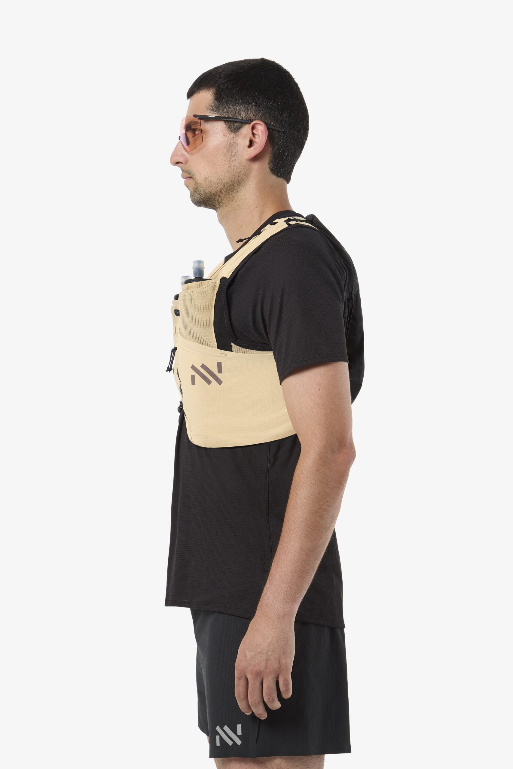 NNORMAL MOCHILA CHALECO MODULAR TRAIL BEIGE - Imagen 3